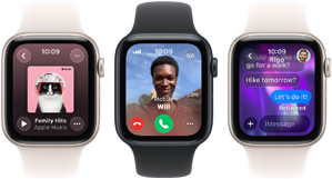 Drie Apple Watch SE 3-devices naast elkaar, eentje met de Apple Music-app, eentje met een binnenkomend telefoontje en eentje met een gesprek in iMessage