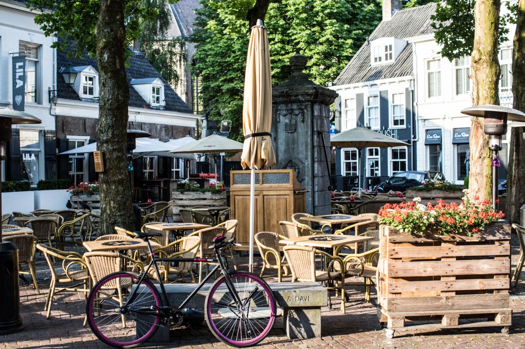 1. Ginneken Markt Breda