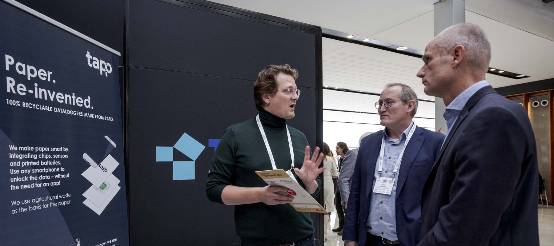 Founders_slim-papier-microchips-iot-tapp_web