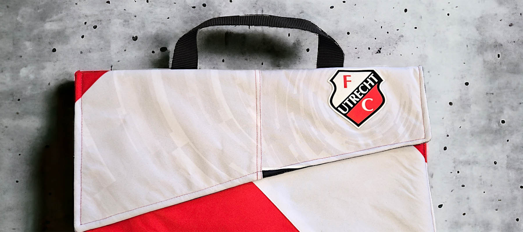 fc-utrecht-t-shirts-tassen-recycling-web