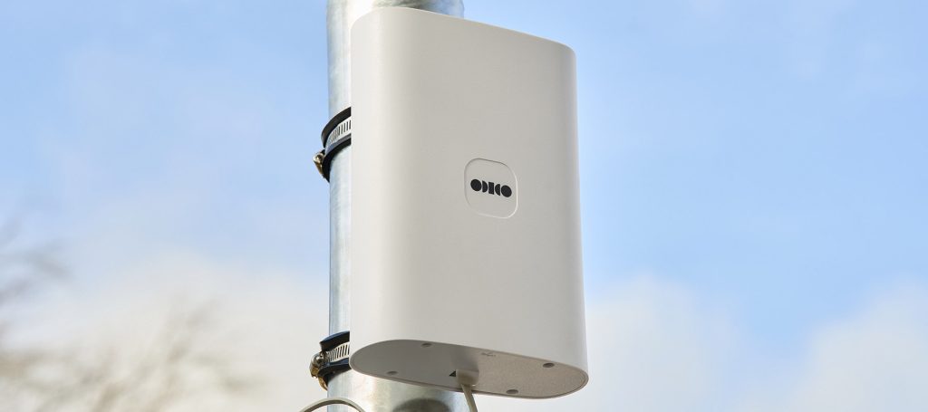 fwa-5G-internet-voor-bedrijven-buitenantenne-web